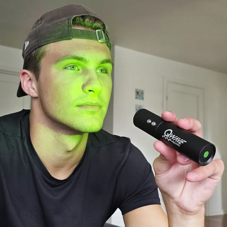 QWave PBM Pro LED Torch grønt rødt infrarødt hud punkt