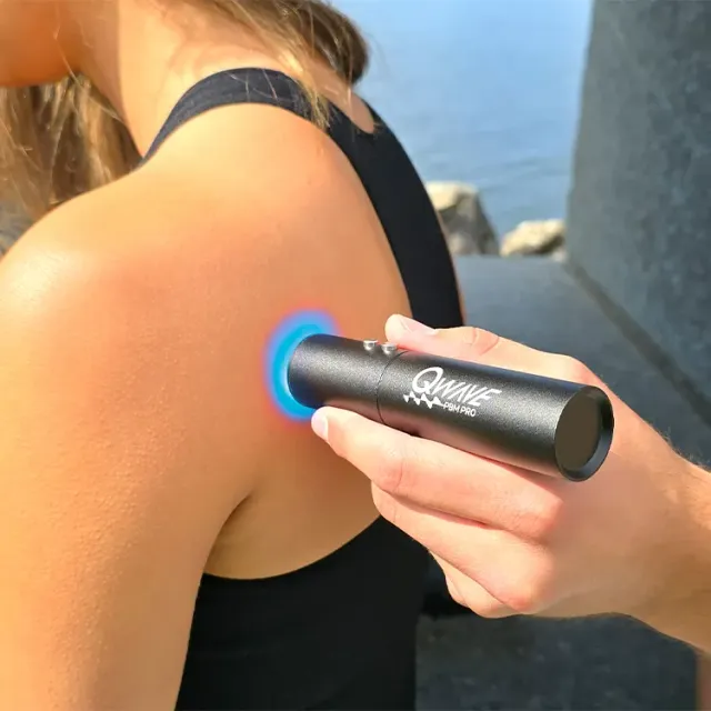 QWave PBM Pro LED Torch blått rødt infrarødt lys punkt
