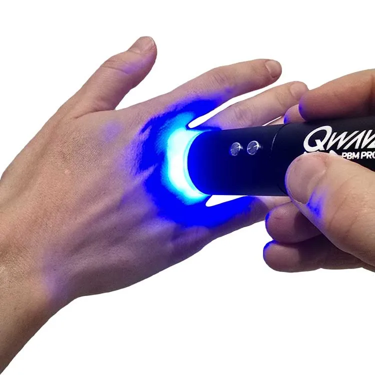 QWave PBM Pro LED Torch blått rødt infrarødt lys punkt