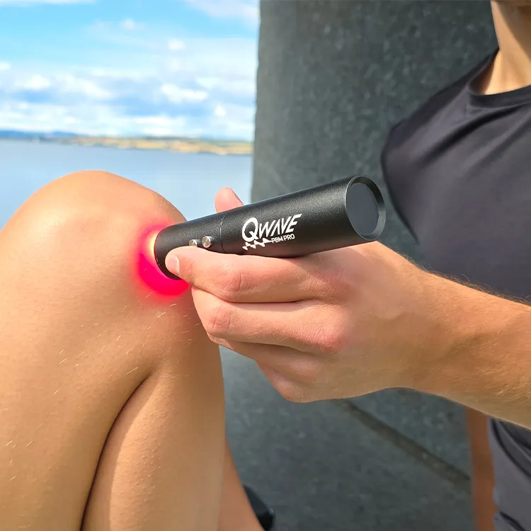 QWave PBM Pro LED Torch blått rødt infrarødt lys punkt